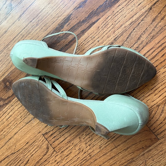 BC t-strap kitten heels in size 9.5 - Picture 6 of 7